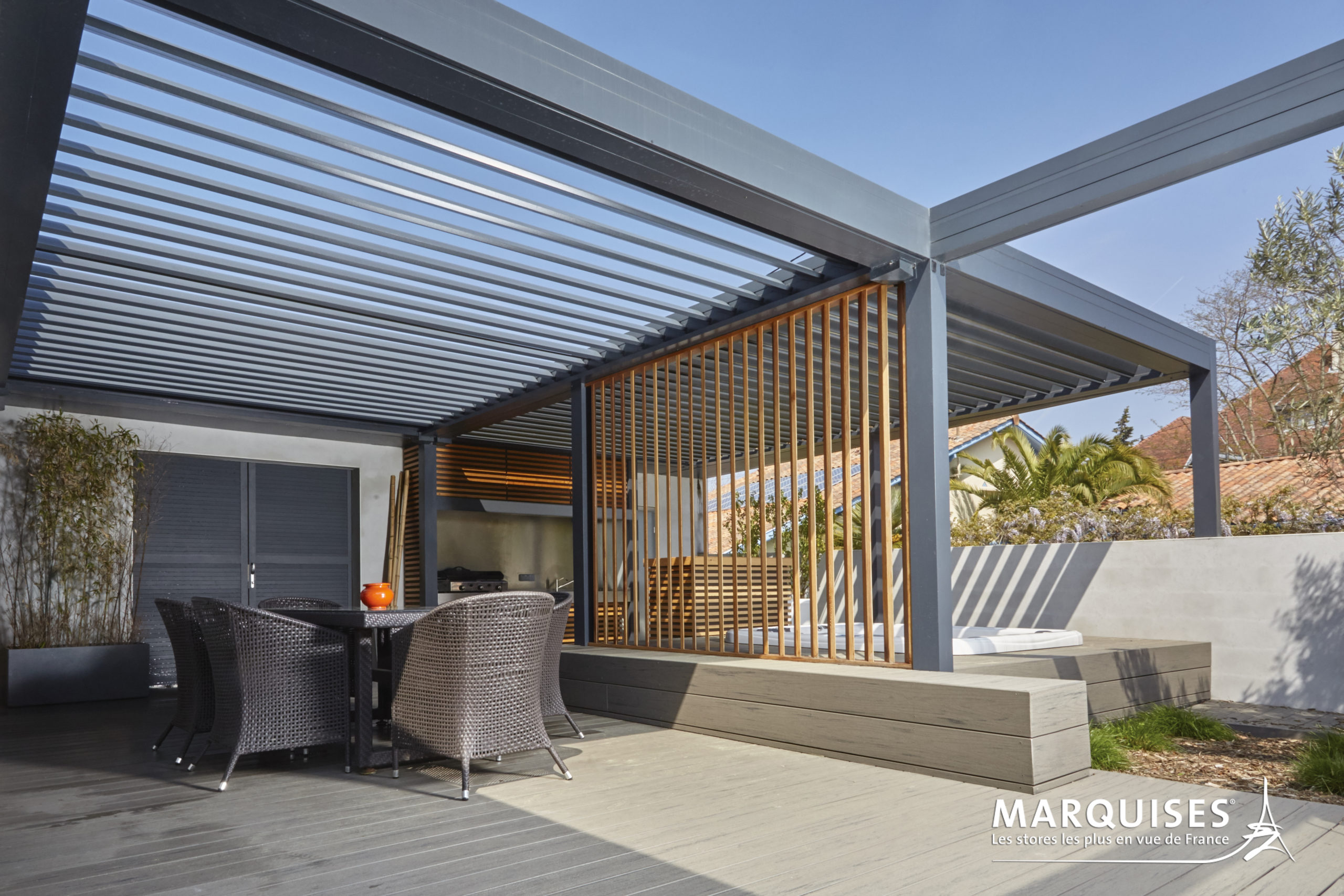 triple pergola R open