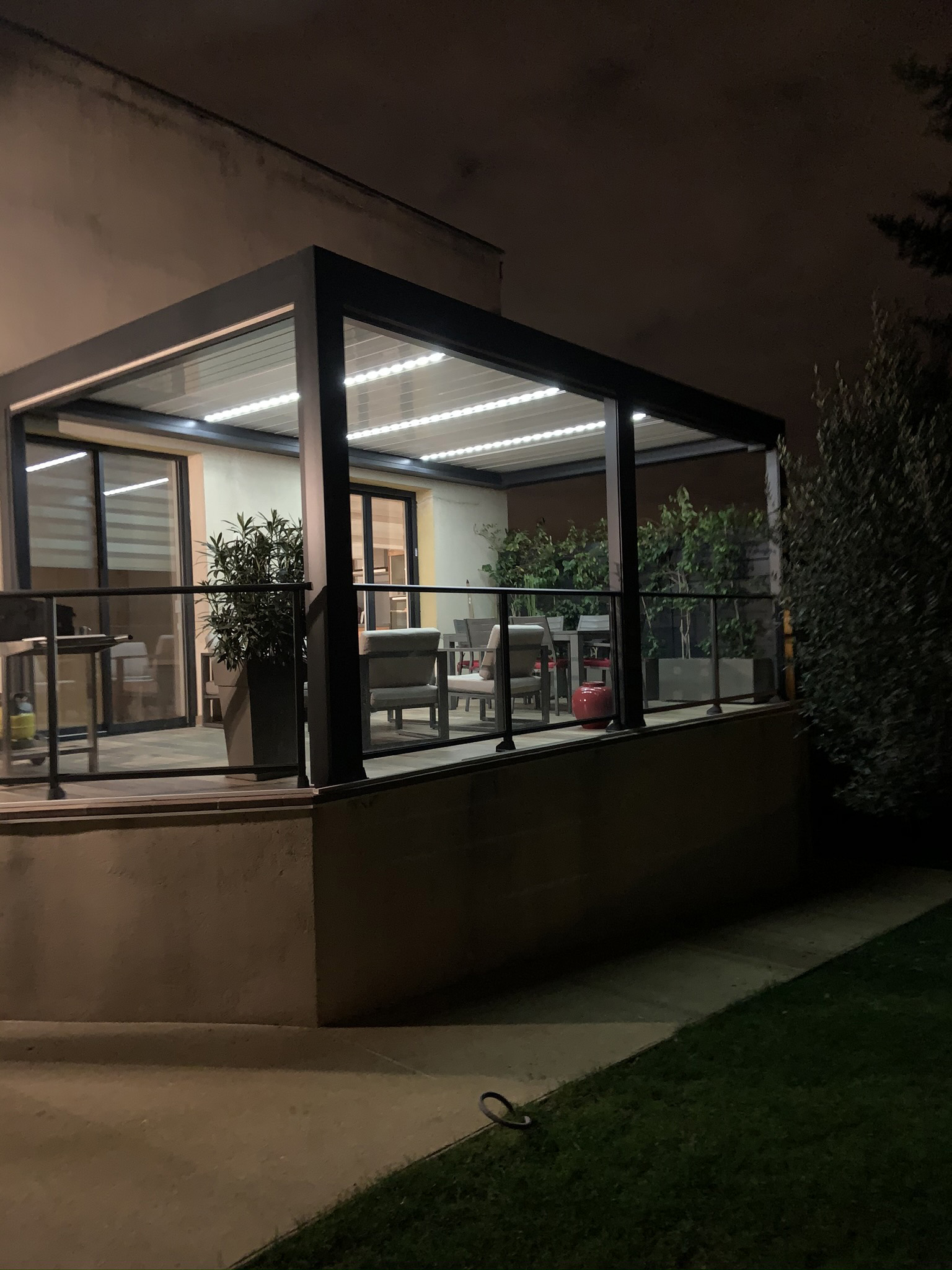 pergola open avec leds vue de nuit